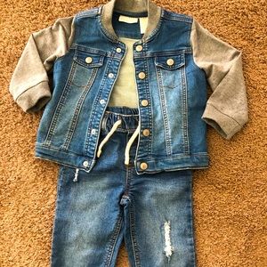 Grey and Blue Jean Outfit